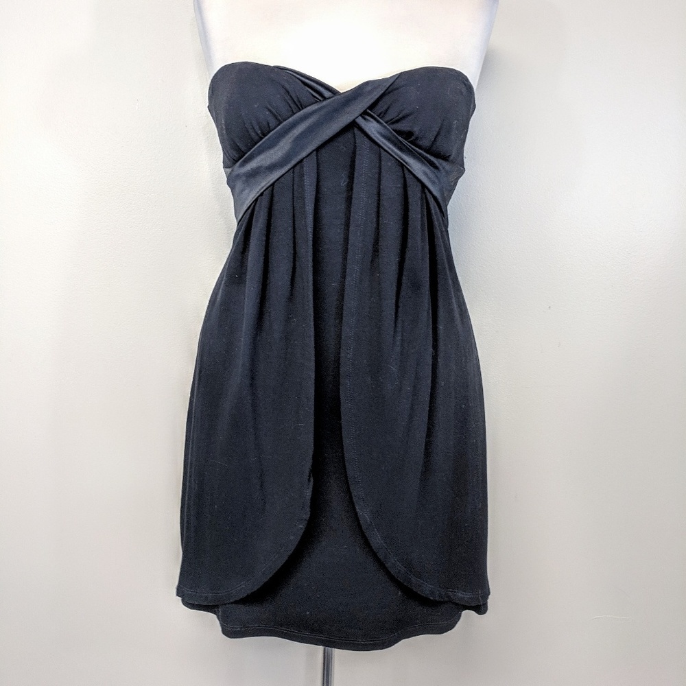 Bebe Vintage Strapless Stretchy Tulip Hem Dress